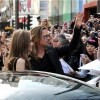 Angelina Jolie i Brad Pitt na premijeri filma World War Z u Londonu oduševili su obožavetelje, a Angie je zasjala nakon masektomije