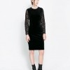 Zara crna plišaba haljina s čipkom, 499 kn
