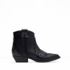 Zara Cowboy Ankle Boots in Leather (799.90 HRK)