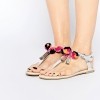 ASOS FRUIT LOOP Pom Sandals €22.53