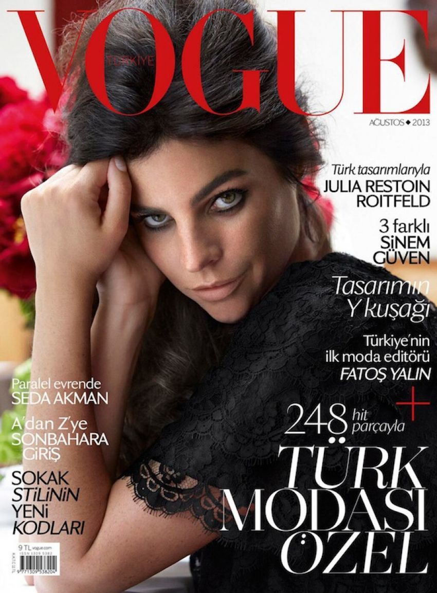 Julia Restoin Roitfeld na naslovnici Voguea