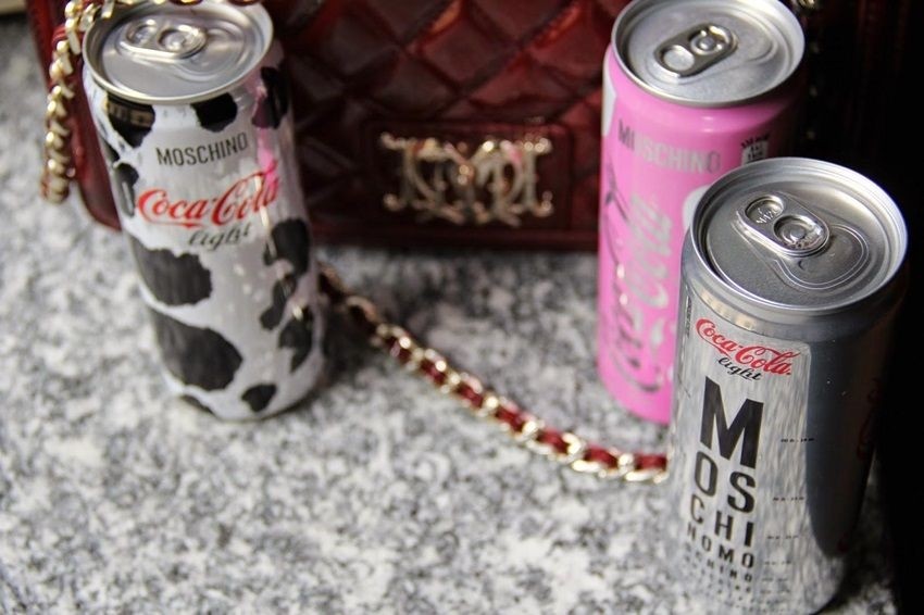 Coca Cola light predstavila neodoljive Moschino limenke