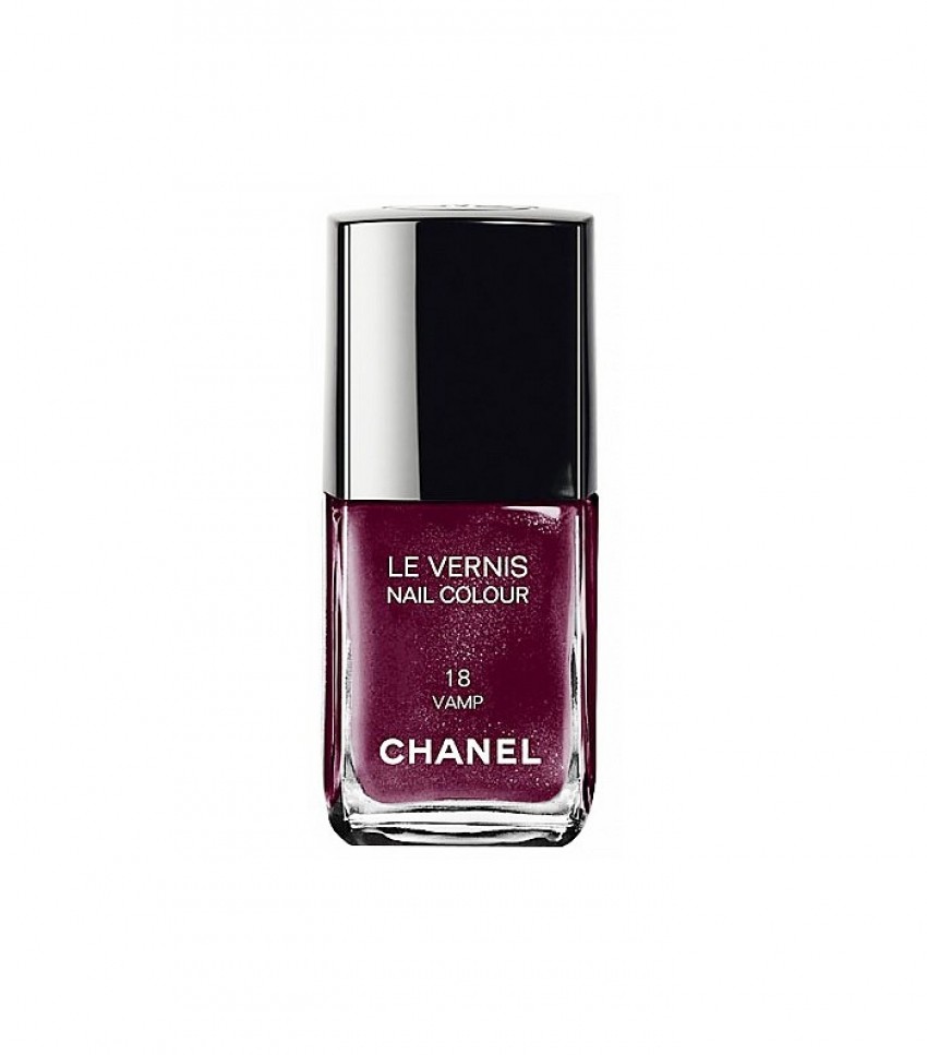 Chanel Nail Colour