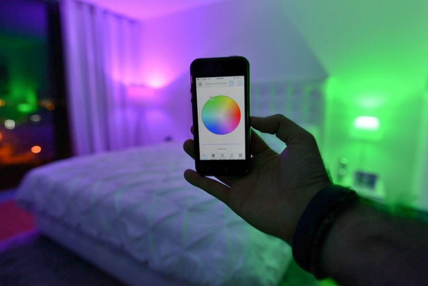 16 Million Color Light Bulb App