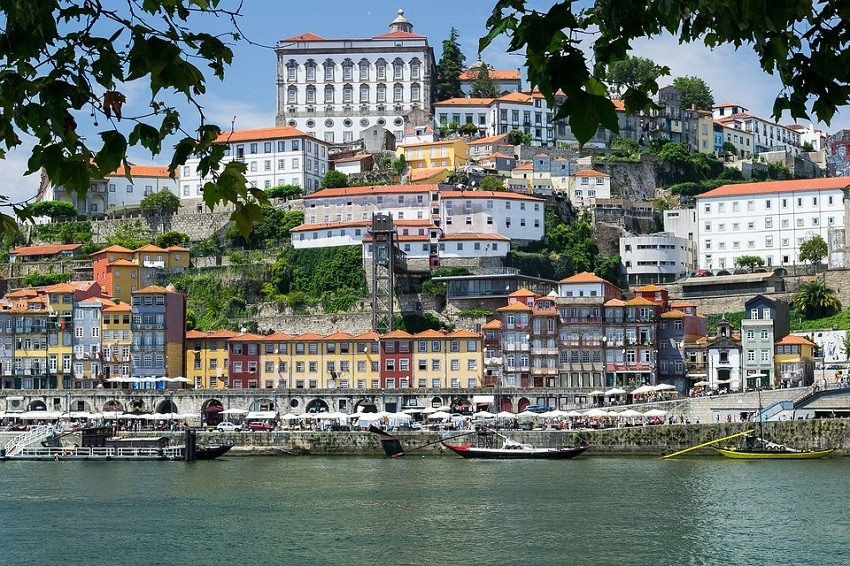 DOURO VALLEY, PORTUGAL