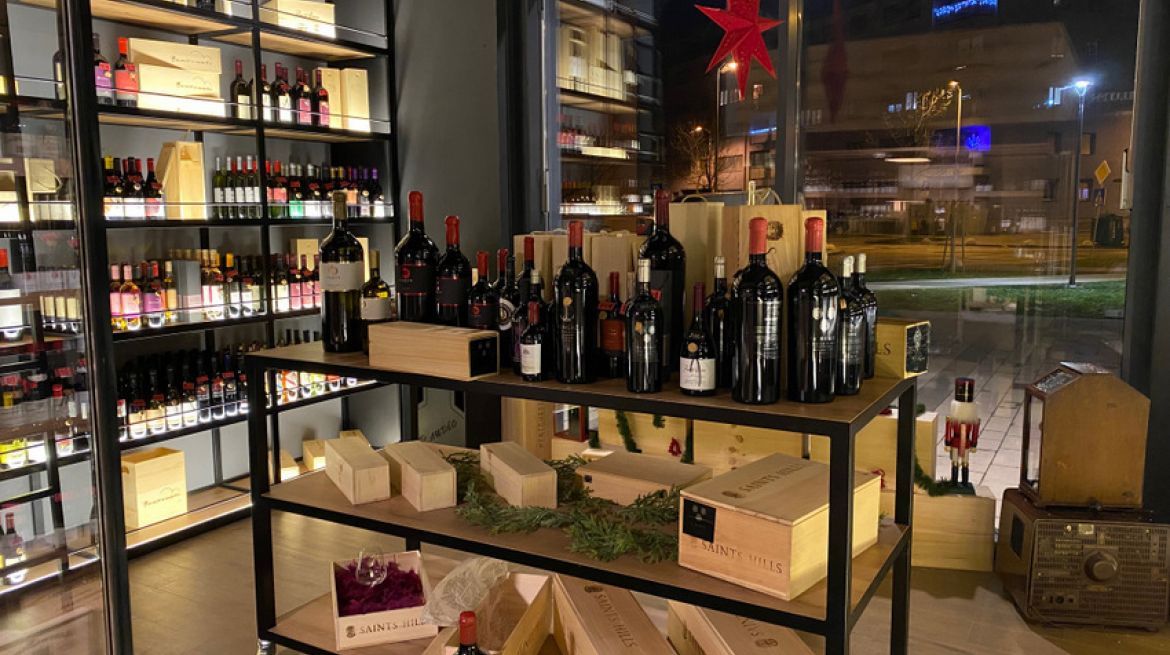 Otvorena vinoteka modernog koncepta Wine&amp;Friends