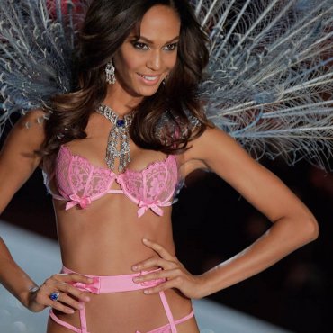 Victoria's Secret Fashion Show se seli u London