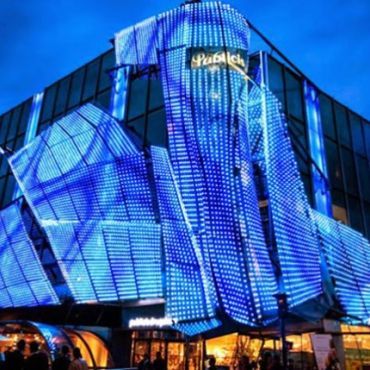 Poznata pariška zgrada dobila svjetlucavi makeover