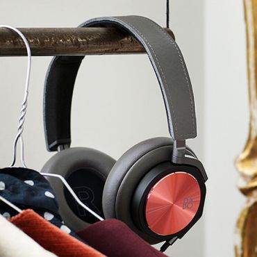 Bang &amp; Olufsen predstavili limited ediciju trendi slušalica