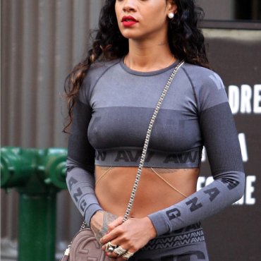 Rihanna nam je prva pokazala što Wang sprema za H&amp;M