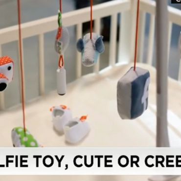 S ovom igračkom i bebe mogu raditi selfije