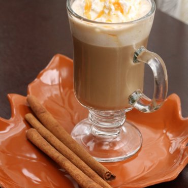Napravite kod kuće popularni pumpkin spice latte