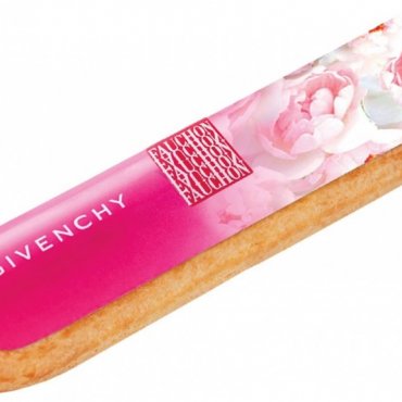 Biste li probali ukusan Givenchy ekler?