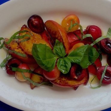 Ljetna salata od 3 sastojka koja će vas apsolutno očarati!