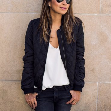 Ovih 5 modnih komada pravi su spas u ovo prijelazno doba