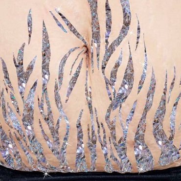 Strije pretvara u umjetnost