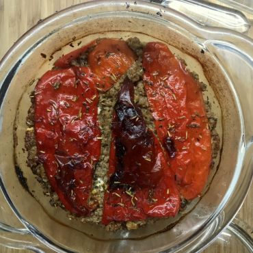 Musaka sa crvenim paprikama by Mama zna, Suzy Josipović Redžepagić